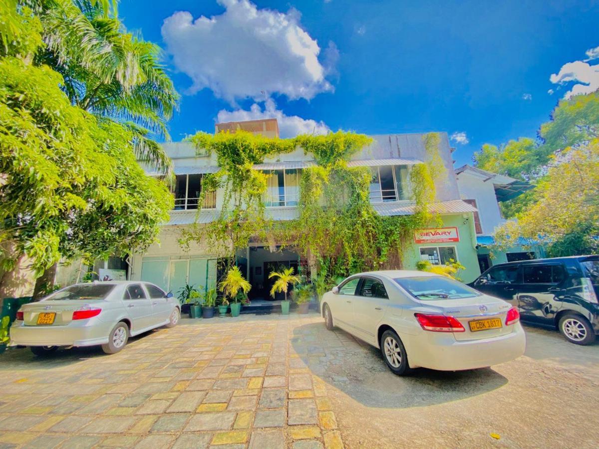 Bevary City Hotel Anuradhapura Exterior foto