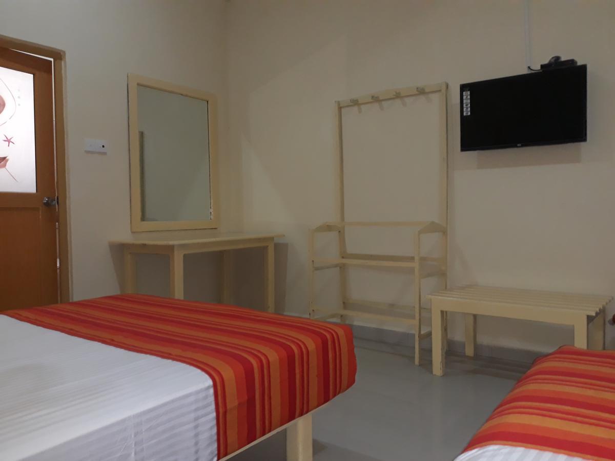 Bevary City Hotel Anuradhapura Exterior foto